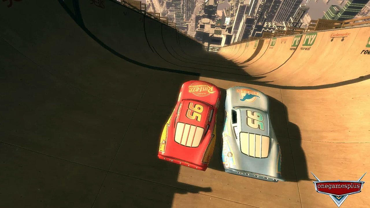Super Ramp Lightning McQueen VS Dinoco Disney c...