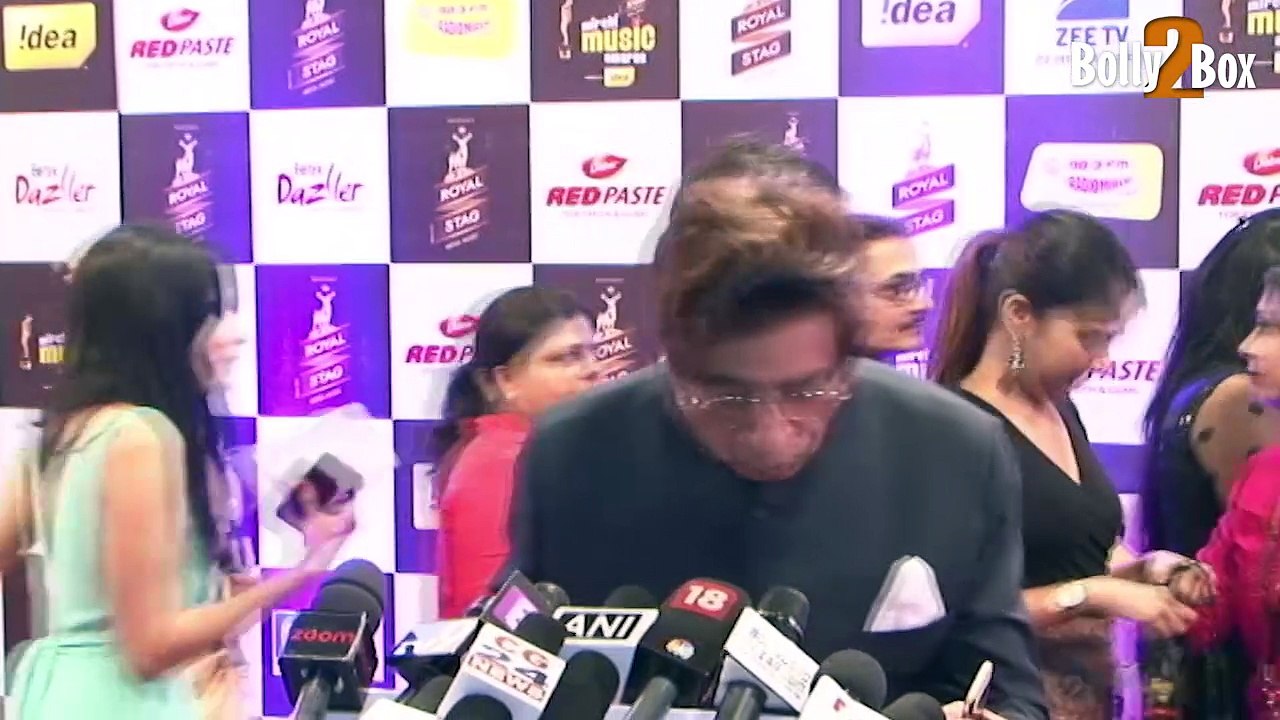 Shakti Kapoor at Mirchi Music Awards 2016 | Bollywood Celebs
