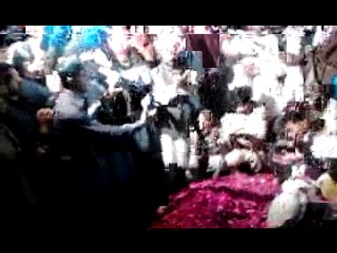 Mumtaz Qadri Shaheed ke kabar py dua