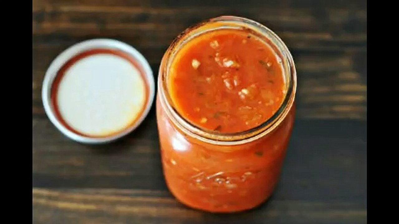 Аджика из зеленых яблок