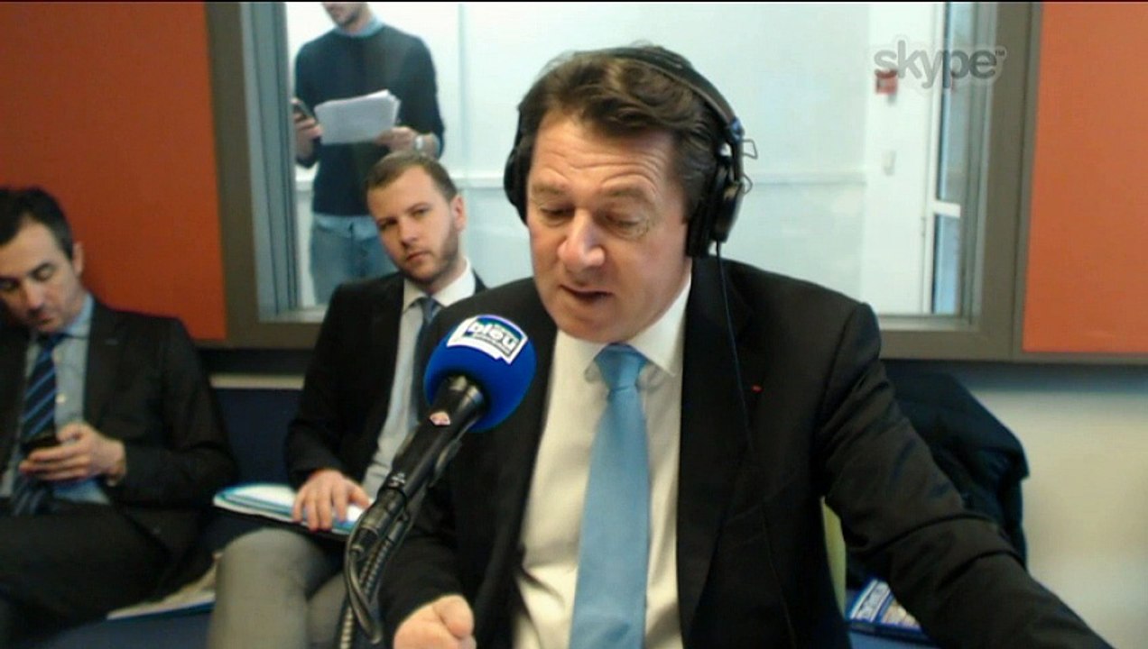 Cumul des mandats, sécurité : Christian Estrosi répond aux auditeurs