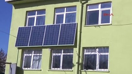 Niğde Liseli Öğrenciler, Taşınabilir Elektrik Üreten Çanta Yaptı