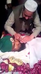 Mumtaz Qadri Ka Bary Bhai Shahadat Kay Bad Un Ki Daarhi Sanwaarty Hoay