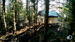 The Browns Settle Into Their New Alaskan Home | Alaskan Bush People