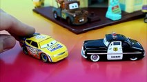 Disney Pixar Cars Lightning McQueen races RPM 64 Piston Cup figure 8 Track Set
