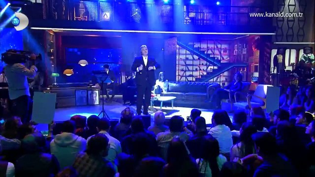Cengiz Kurtoğlu Duyanlara Duymayanlara (Beyaz Show Canlı Performans)