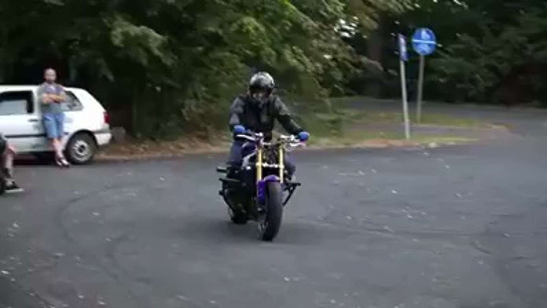 ⁣Bike running skills