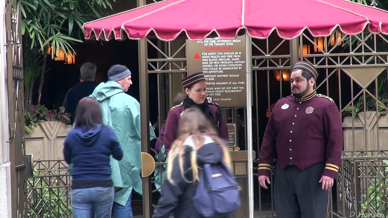 Twilight Zone Tower of Terror en el Parque California Adventure (Español)