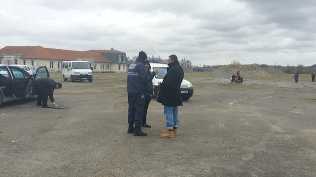 Les Roms expulsés de Carquefou s'installent à Indre