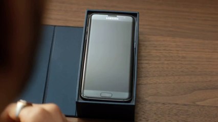 Unpacking the Galaxy S7