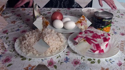 Салат с рисом и крабовым мясом. Сколько воспоминаний у каждого из нас!