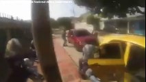 Policial colombiano troca tiro com bandidos