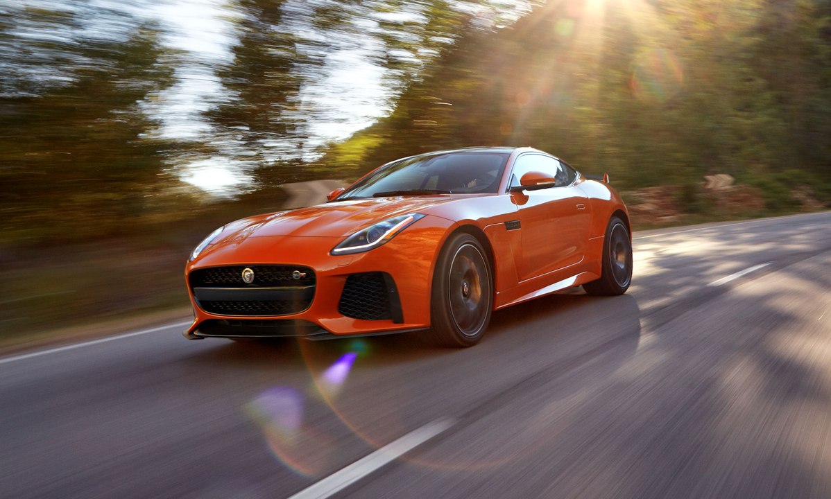 GENEWA 2016: ŚWIATOWA PREMIERA JAGUARA F-TYPE SVR