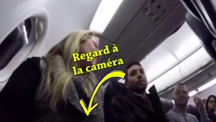 Il apprend qu'il est père par la voix du pilote de l'avion