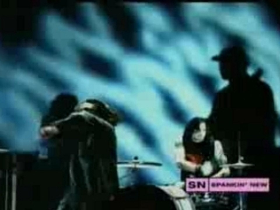 Rage Against The Machine - Guerilla Radio