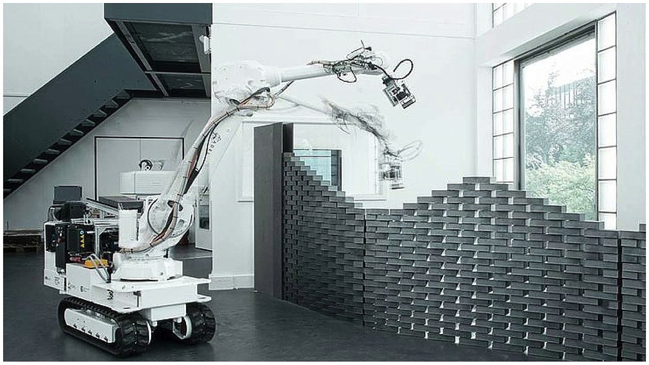 A Look At The New Autonomous Construction Robot