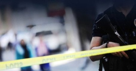 İstanbul'da Polis Aracına Silahlı Saldırı