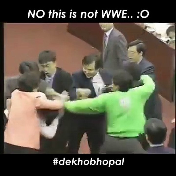 NO this is not WWE.. -O
