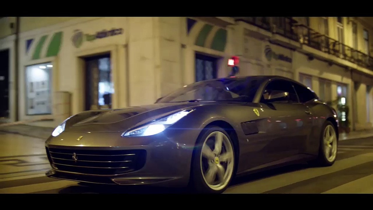 La Ferrari GTC4Lusso intègre le système de direction des roues arrière