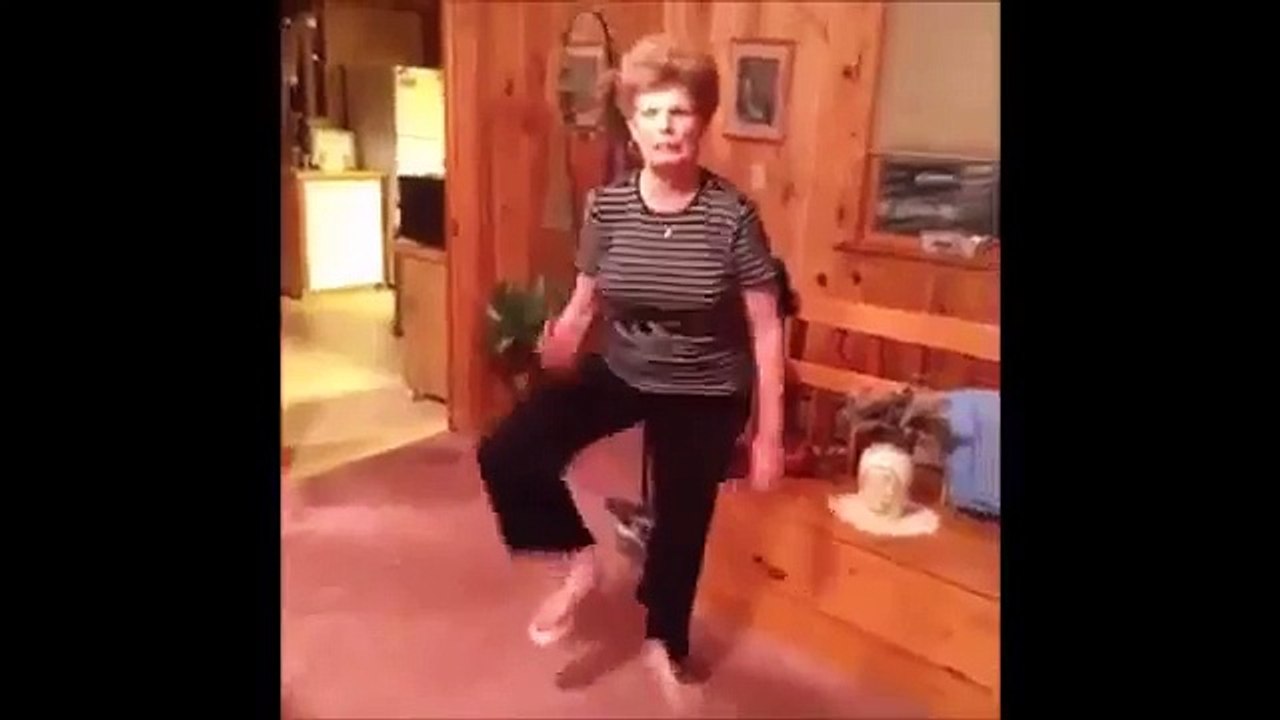 Funny Twerk Fails Compilation vines