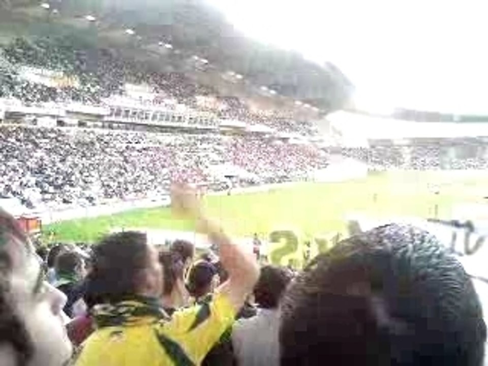 Tribune loire dirigeants dehors