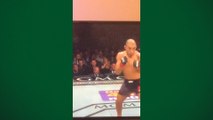 Vídeo mostra dono do UFC jogando cinturão no chão após derrota de Aldo