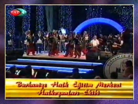 Burhaniye HEM Halk Oyunları Ekibi (1)