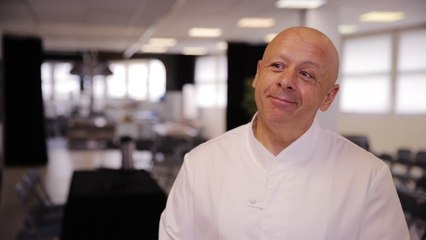 Cuisine Mode d'emploi(s) : "Il n'y a pas de quartier, de personne faits pour l'échec. Quand on apporte quelque chose de positif ça fonctionne !"