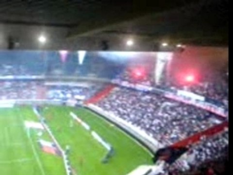 PSG - TROYES AMBIANCE DEBUT DU MATCH