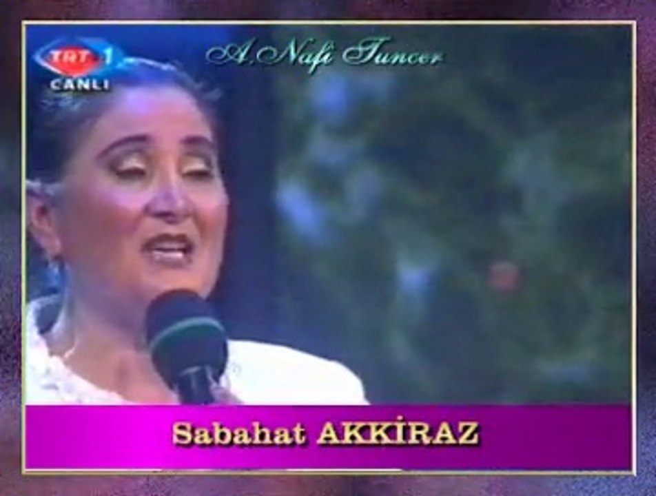 Sabahat AKKİRAZ-İşte Gidiyorum Çeşm-i Siyahım (2)