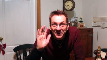 Buzz : Tour de magie avec un sac en papier et une bière !