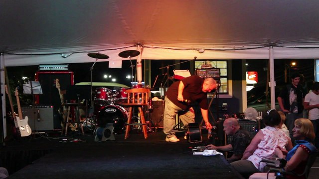 Bryan Clark sings 'Hurt' Elvis Week 2014