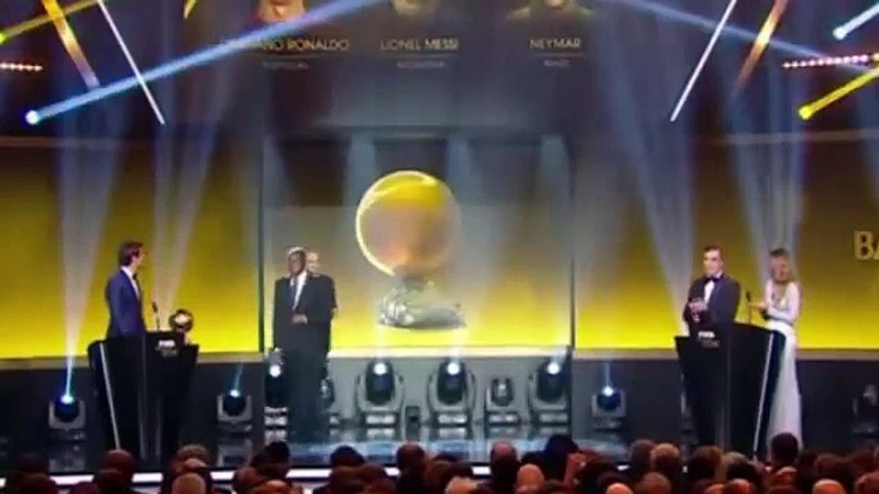 Lionel Messi po peti put izabran za najboljeg igrača svijeta (Proglašenje Dobitnika Zlatne Lopte 2015)