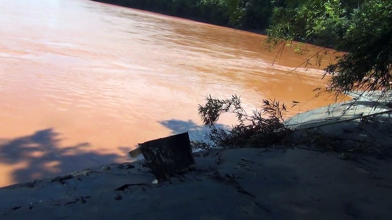 Rio Doce se recupera lentamente do desastre em Mariana