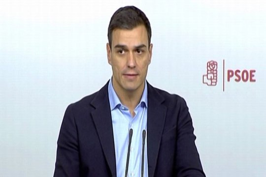 PSOE apuesta por entenderse con Podemos y C's