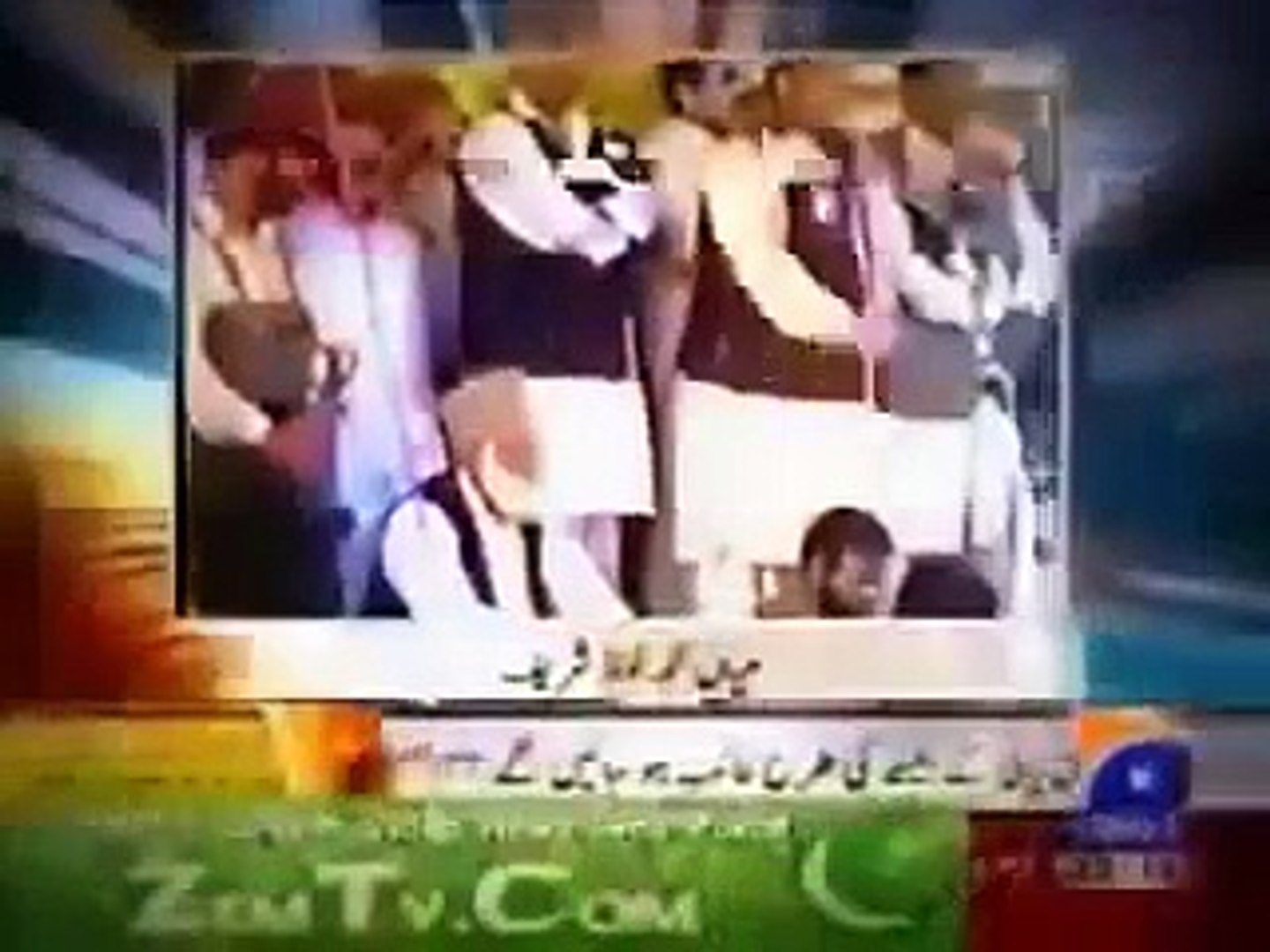 ⁣Pakistani Politicians Scandal - Pakistani Politicians Fighting