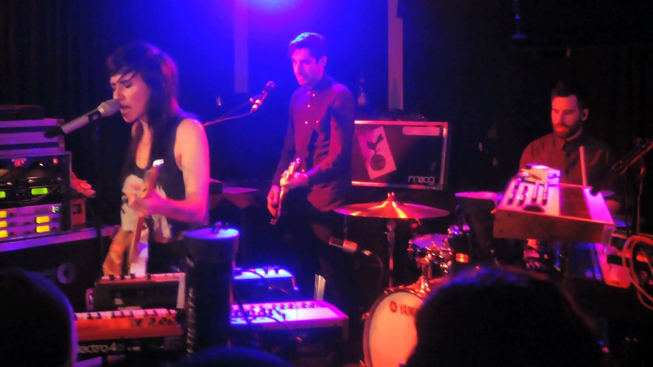 Lights - "Running With The Boys" @ Blue Shell in Cologne (Feb 4, 2015)