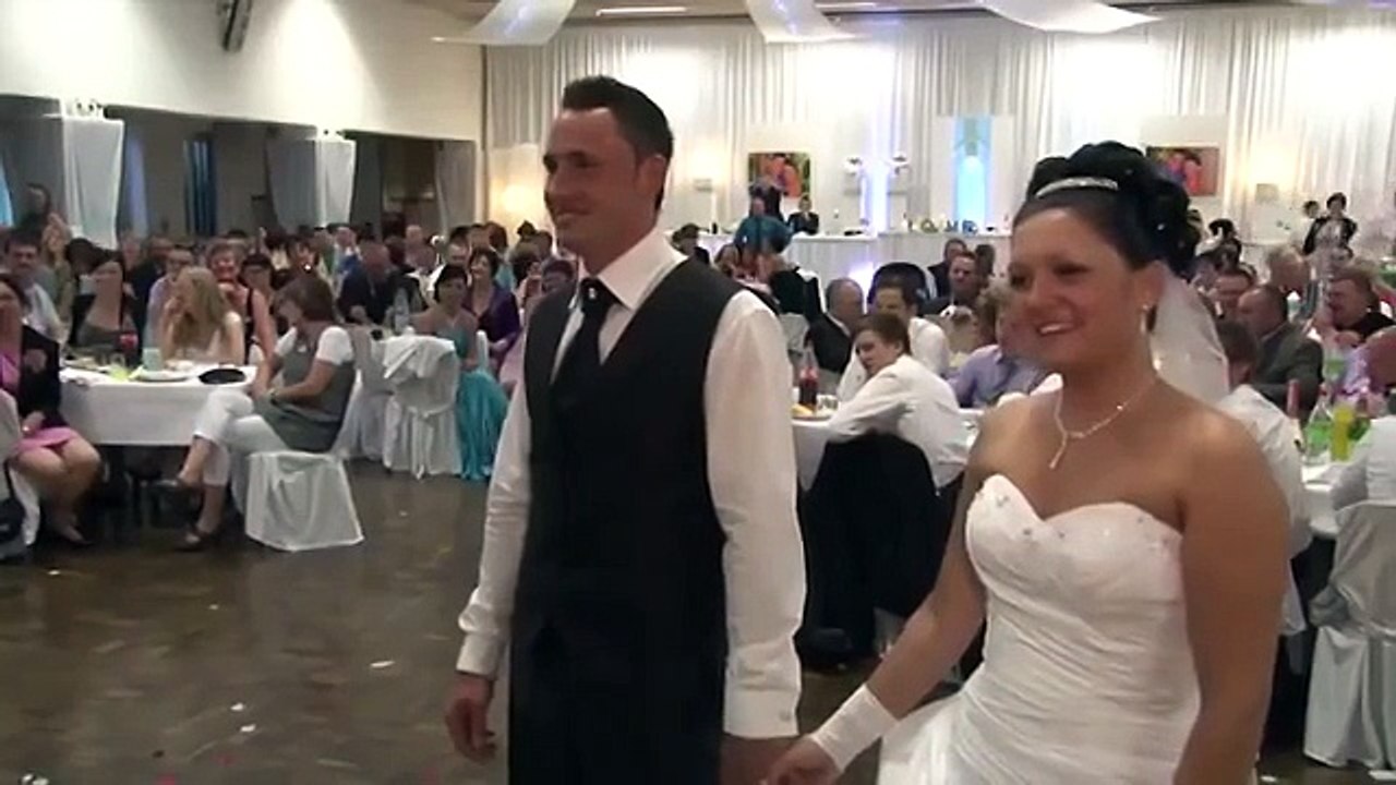СОСЕД СДАЛ НЕВЕСТУ ПО ПОЛНОЙ!