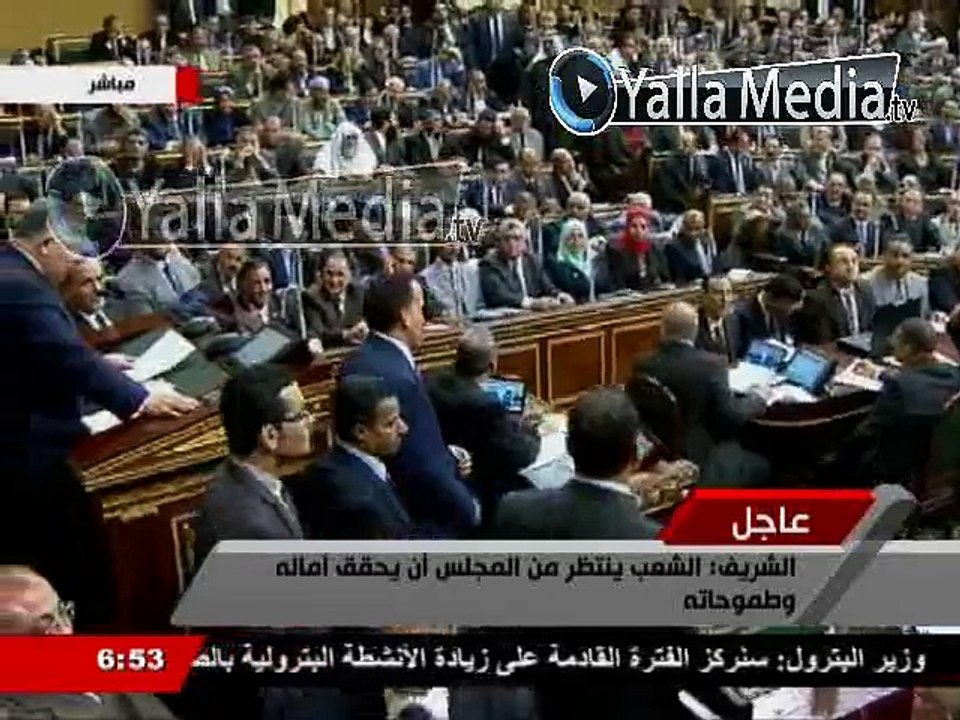 بالفيديو .. فضيحة بــ مجلس النواب .. وكيلا بمجلس النواب يخطئان في تلاوة " آيات قرآنية "