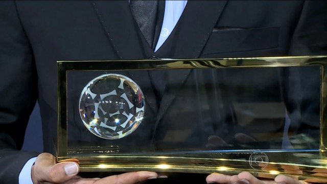 WENDEL LIRA 11/01/2016 PREMIO PUSKAS 2015 GOL MAIS BONITO