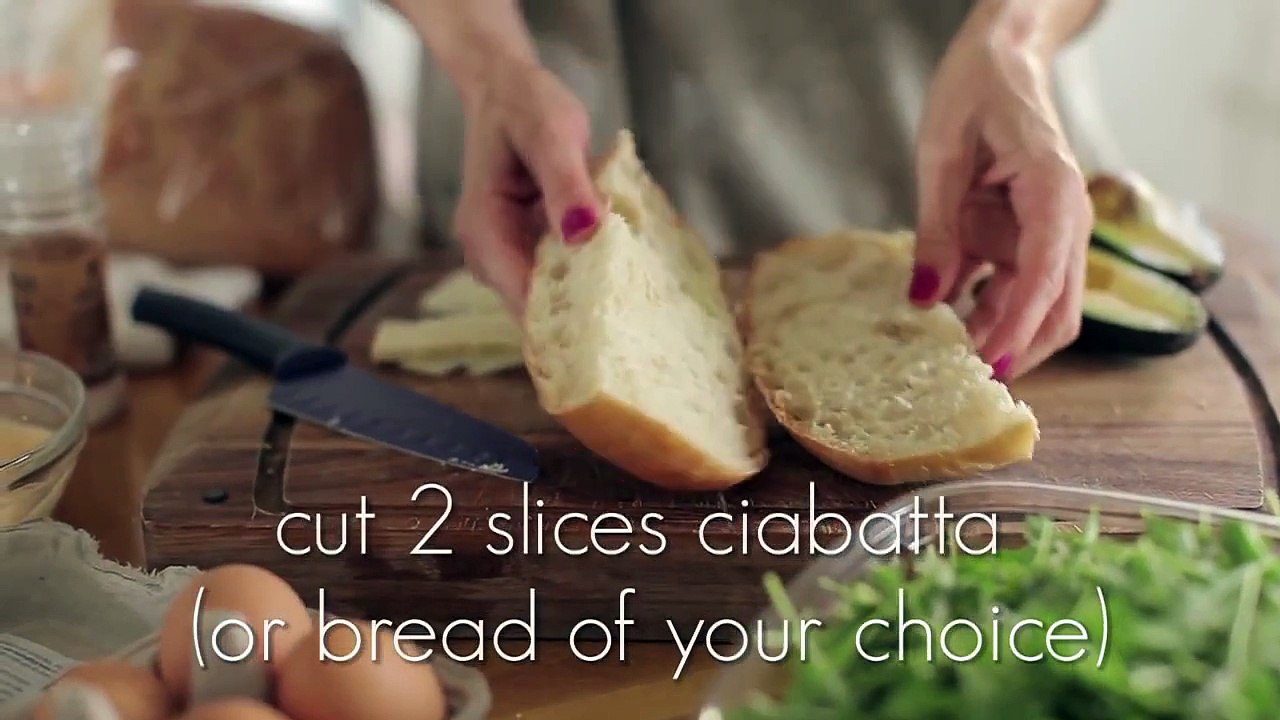 Spicy Egg and Avocado Breakfast Sandwich