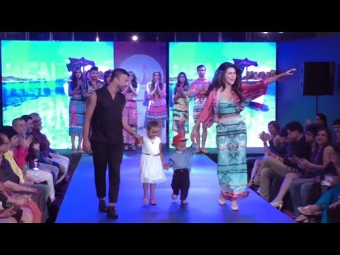 Modals Dance On Ramp In Fashion Show For Applause NGO