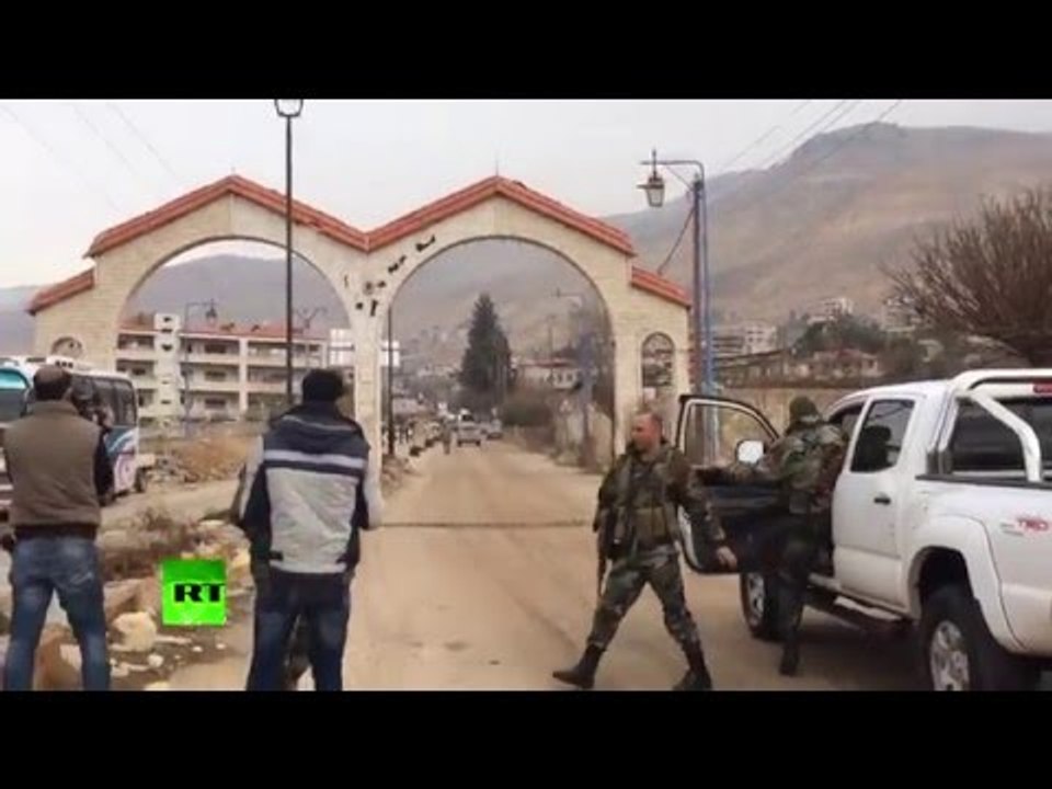 RAW: First footage from starving Madaya, civilians flee besieged Syrian town