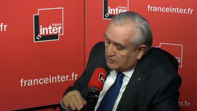 Jean-Pierre Raffarin répond aux questions de Patrick Cohen