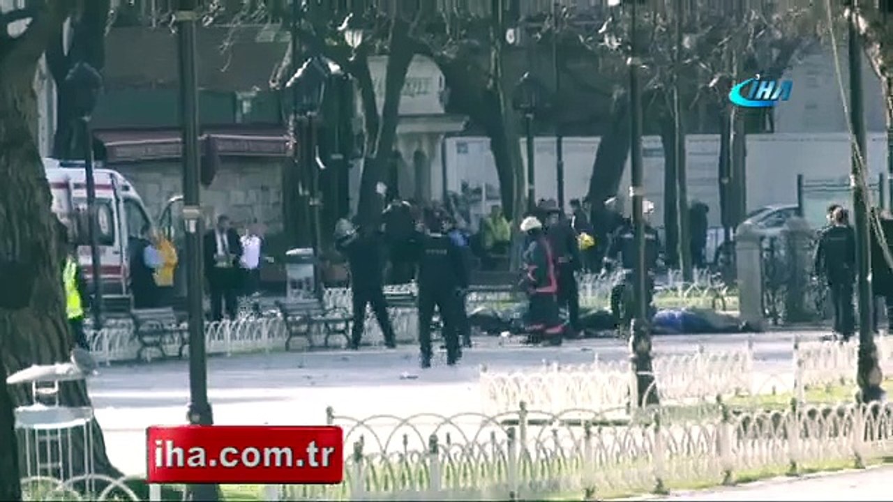 Sultanahmet'te patlama! Olay yerinden ilk görüntüler
