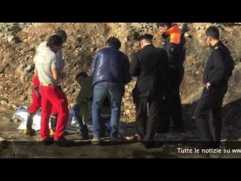 Sbarco al largo del Capo di Leuca: arrivano migranti somali, Tg 11 Gennaio 2016