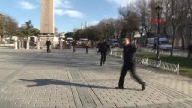 Sultanahmet Meydanı'nda Patlama 4