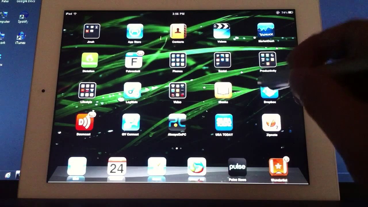 AYL capacitive stylus pen writing on an iPad