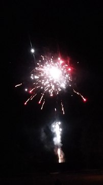 Bouquet final du feu d'artifice lors du 10ème Tournoi de l'Amitié (06/06/2015)