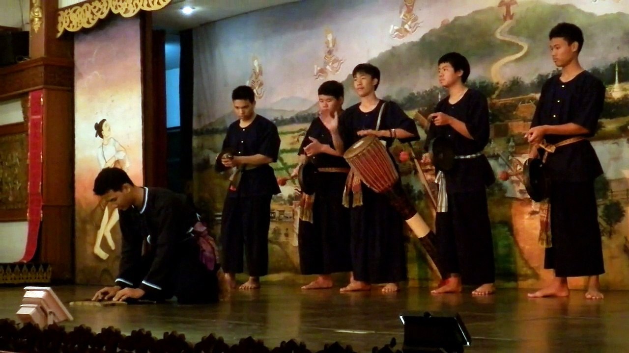 "DARB" DANSE TRADITIONNELLE KANTOKE A CHIANG MAI (THAÏLANDE) LE 28 NOVEMBRE 2015
